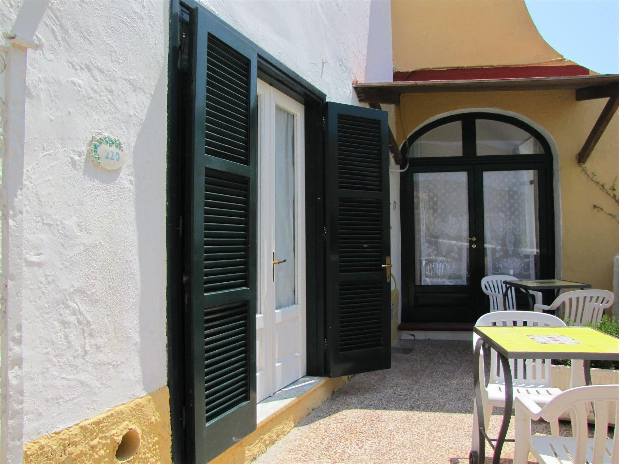 Appartamenti Casa Del Sole Sant'Angelo  Eksteriør bilde